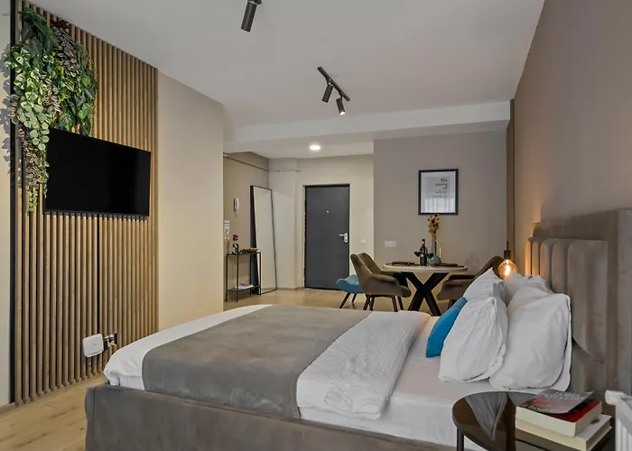 6 Apartament Bucureşti