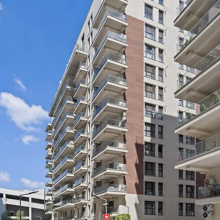 Apartman 6 *